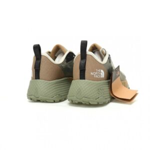【AT11405】The North FaceのAltamesa 500シリーズアウトドアシューズ - 軽量通気性設計、山岳向けグリップ力、都市のストリートにも対応 | The North Face