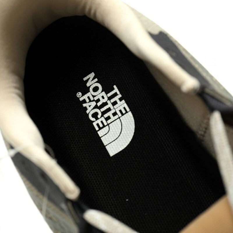 【AT11405】The North FaceのAltamesa 500シリーズアウトドアシューズ - 軽量通気性設計、山岳向けグリップ力、都市のストリートにも対応 | The North Face