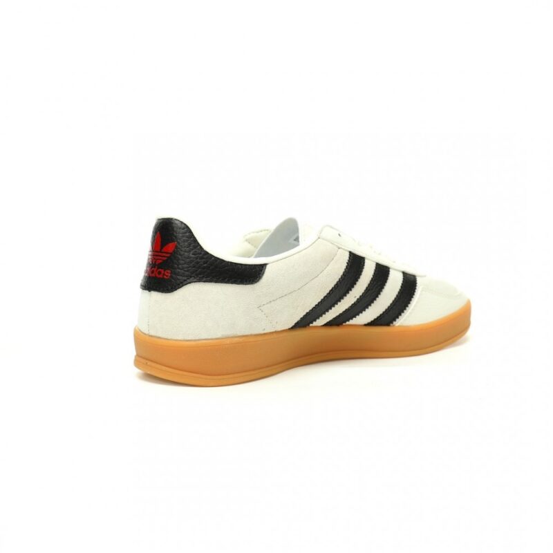 【AT11414】シュプリーム x アディダス Gazelle Indoor トレーニングシューズ | Supreme x Adidas