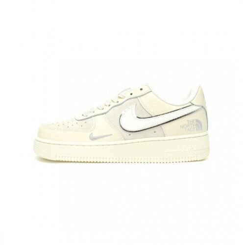 【AT11422】ザ・ノース・フェイス×ナイキ　Air Force 1 コラボシューズ | The North Face x Nike