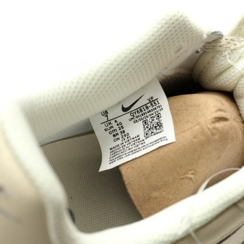 【AT11422】ザ・ノース・フェイス×ナイキ　Air Force 1 コラボシューズ | The North Face x Nike
