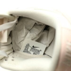 【AT11423】ナイキSBダンクロークリームピンク スケートボードシューズ | Nike Dunk