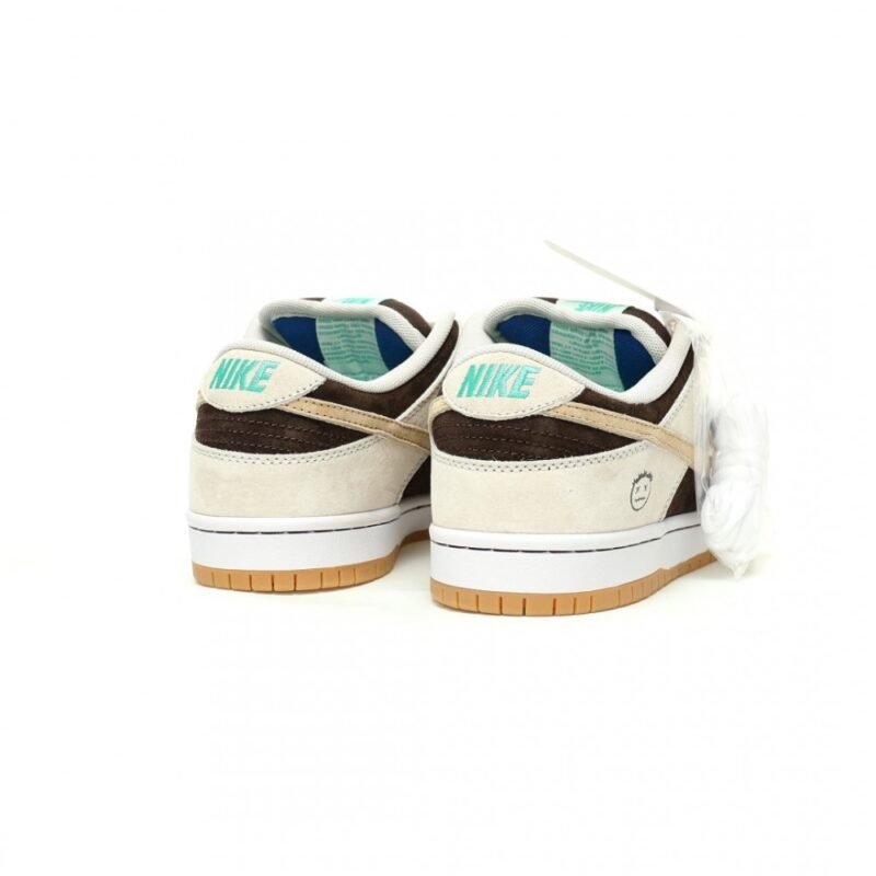 【AT11424】Nike SB Dunk Low スケートボードシューズ - ストリートファッションの再定義 | Nike x Dunk