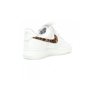 【AT11428】Nike x Supreme x Goodenough スニーカー - ストリートカルチャーとファッションアートの融合 | Nike x Supreme