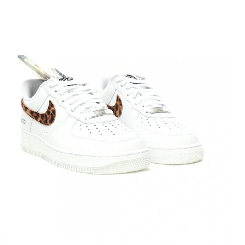 【AT11428】Nike x Supreme x Goodenough スニーカー - ストリートカルチャーとファッションアートの融合 | Nike x Supreme