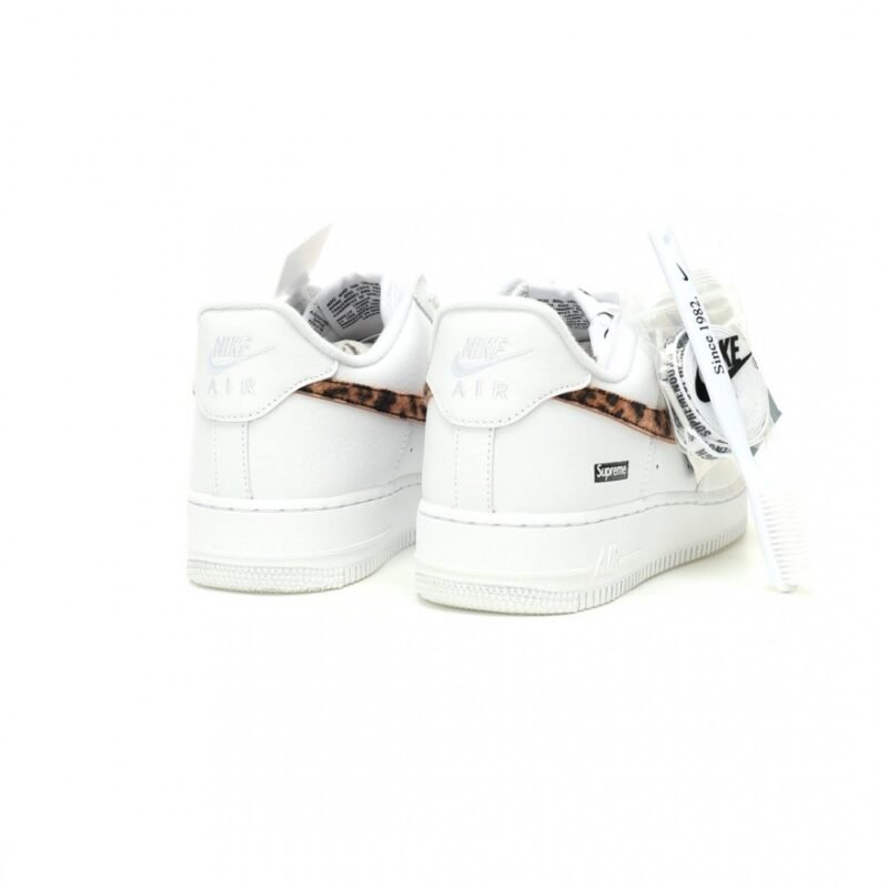 【AT11428】Nike x Supreme x Goodenough スニーカー - ストリートカルチャーとファッションアートの融合 | Nike x Supreme