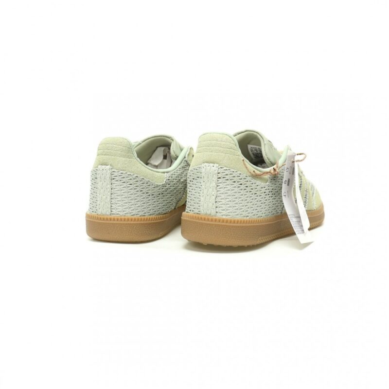 【AT11454】adidas Originals Samba OG スニーカー - 爽やかな抹茶グリーン、ドイツのサッカースタイルを表現 | Adidas