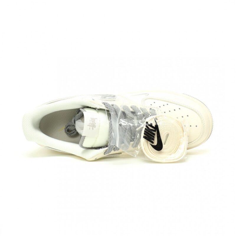 【AT11462】ナイキ × ステューシー Air Force 1 コラボ スニーカー | Nike x Air Force 1