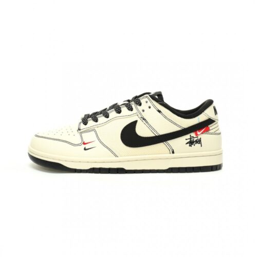 【AT11481】Stussy × ナイキSB ダンクLow ストリートファッション最高傑作 | Nike x Stussy