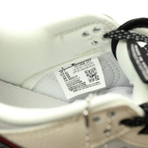 【AT11483】Nike SB Dunk Low x Xiaomi SU7 Ultra コラボスニーカー | Nike Dunk