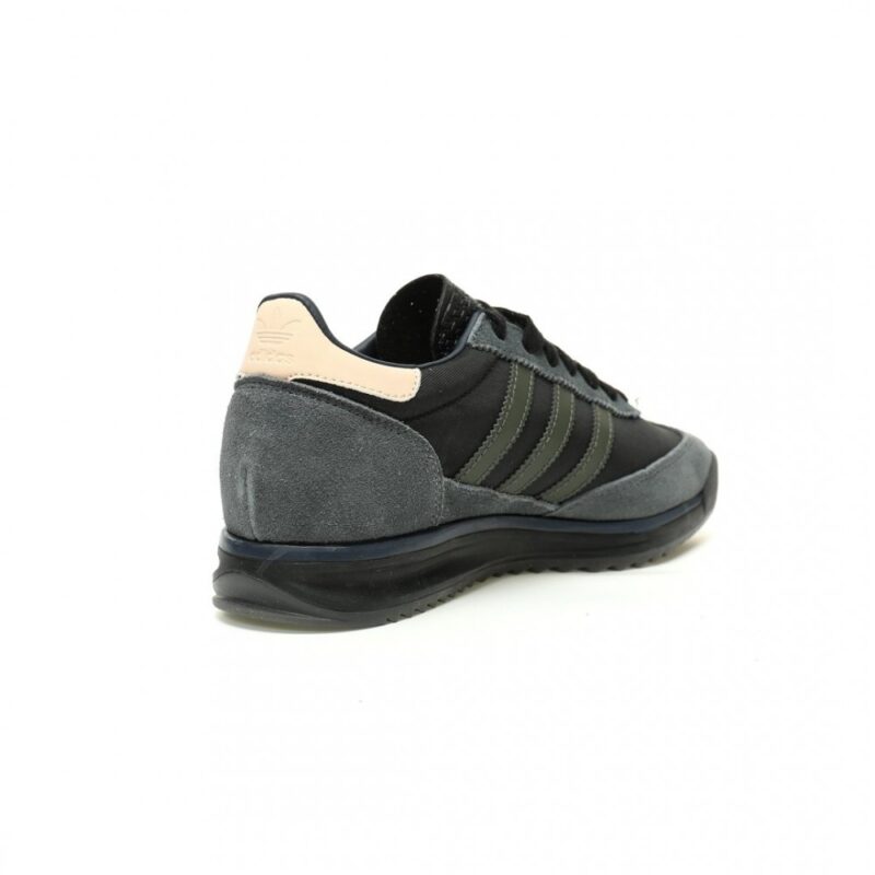【AT11502】アディダス オリジナルス SL72 OGシリーズ: レトロなファッションの回帰 | Adidas Originals