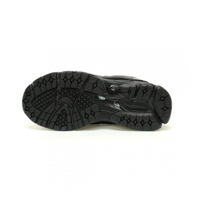 【AT11518】ニューバランス New Balance M1906R 都会のスタイルと快適性を兼ね備えたレトロランニングシューズ | New Balance