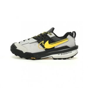 【AT11522】サカイ x ナイキ Zegama Dome SP コラボコレクション | Sacai Nike