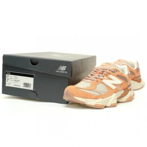 【AT11526】ニューバランス 9060 シリーズ Flat Taupe Copperスニーカー | New Balance