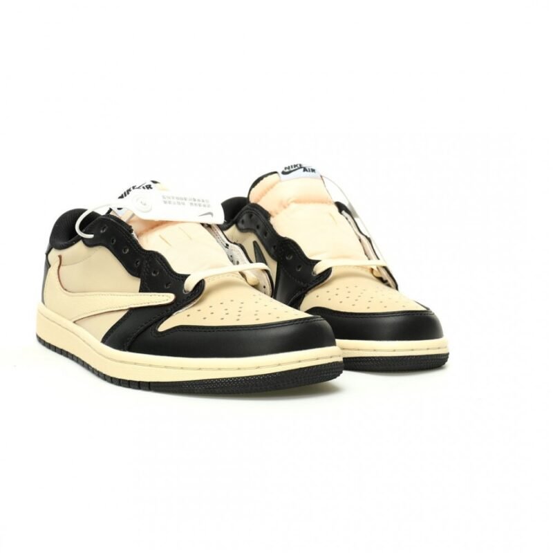 【AT11538】ナイキエアジョーダン1ローカット - ストリートファッションとバスケットボールの伝説を融合 | Travis Scott Nike