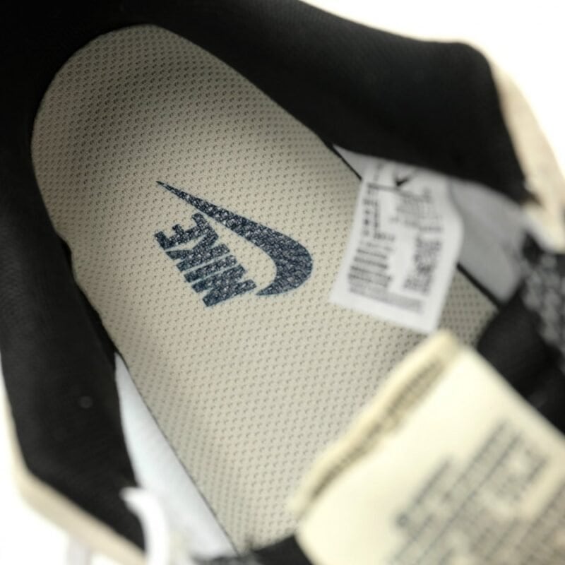 【AT11541】シュプリーム x ナイキ エア フォース 1 07 ロー - ストリートファッションとスポーツの名作 | Nike x Supreme