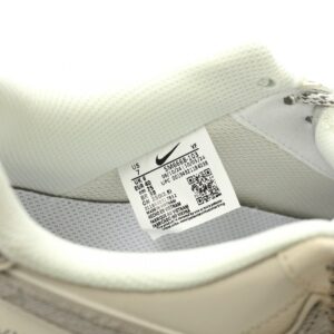 【AT11542】ルイ・ヴィトン x ナイキ Air Force 1 コラボ フランスの高級ブランド Loui Vuitton と スポーツブランド Nike の共同制作商品 | Louis Vuitton x Nike
