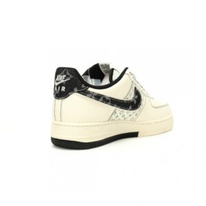 【AT11543】ルイ・ヴィトン×ナイキ エア フォース 1 コラボシューズの最高級ラグジュアリーなアート作品 | LV x Nike