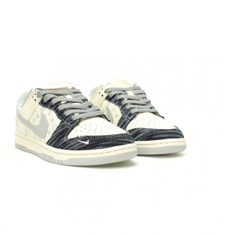 【AT11546】Louis Vuitton x Nike SB Dunk Low コラボ限定スニーカー 白灰色デニム素材 精巧な職人技術と耐久性を提供 | Nike x Louis Vuitton