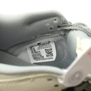 【AT11546】Louis Vuitton x Nike SB Dunk Low コラボ限定スニーカー 白灰色デニム素材 精巧な職人技術と耐久性を提供 | Nike x Louis Vuitton