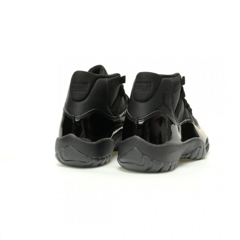 【AT11564】ナイキ エア ジョーダン11 ハイカット バスケットボールシューズ - ブラックペイテント | Nike x Air Jordan