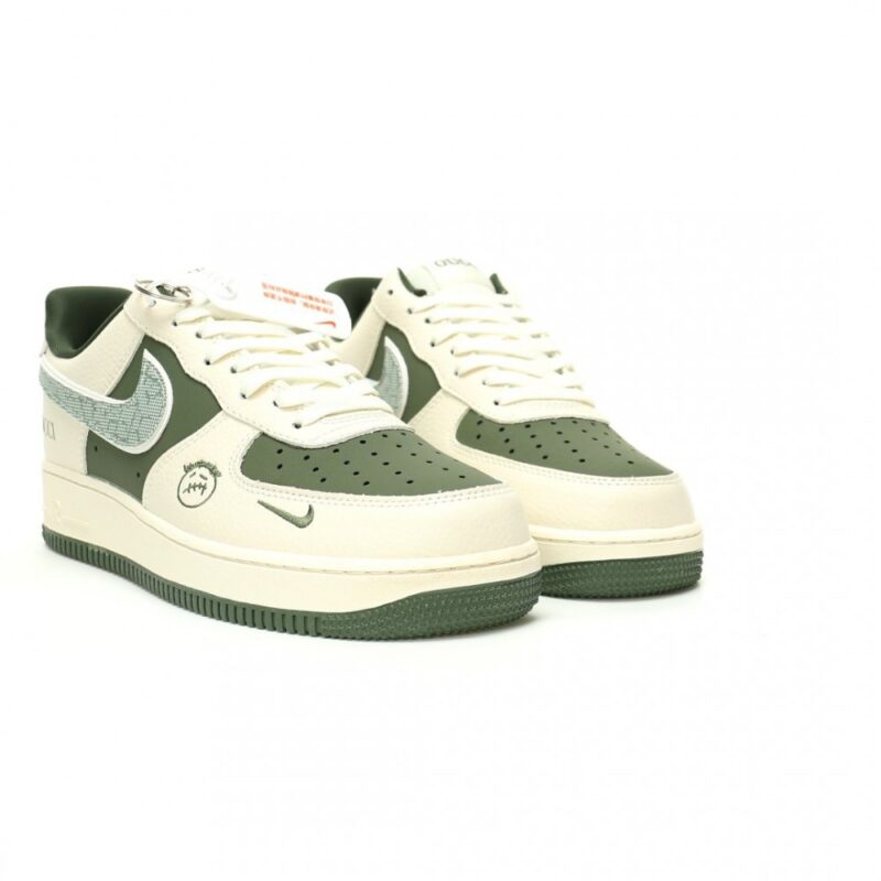 【AT11570】グッチ x ナイキ Air Force 1 Low スニーカー - 最高級なコラボレーション | Gucci x Nike