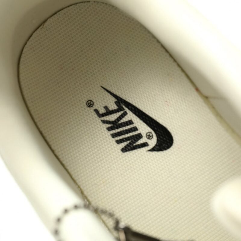 【AT11571】LV x Nike Court Vision Lowスポーツシューズ - ブラック/アイボリー | Nike x Louis Vuitton