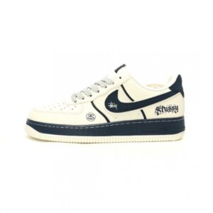【AT11572】Stussy × Nike Air Force 1 '07 Low コラボスニーカー | Stussy x Nike
