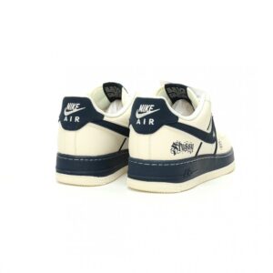 【AT11572】Stussy × Nike Air Force 1 '07 Low コラボスニーカー | Stussy x Nike