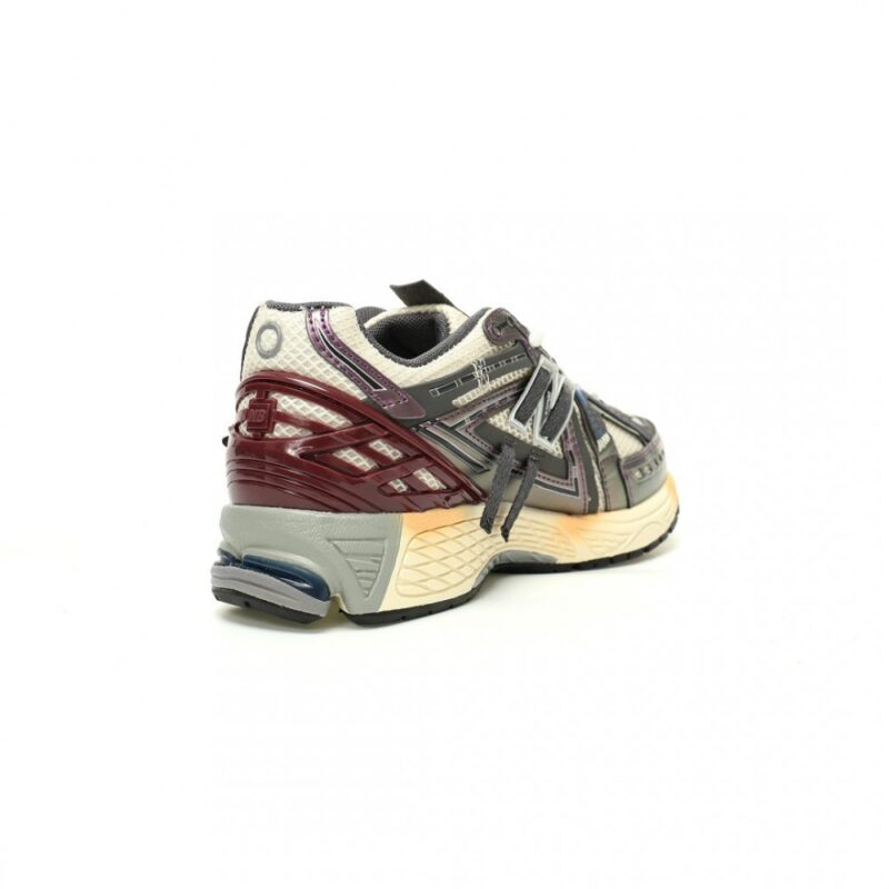 【AT11670】ニューバランス1906A：レトロランニングシューズのファッション境界再定義 | New Balance