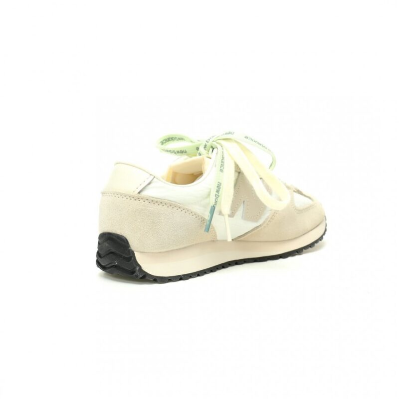 【AT11707】New Balance U471シリーズ スポーツシューズ - レトロな美学と快適性が融合 | New Balance