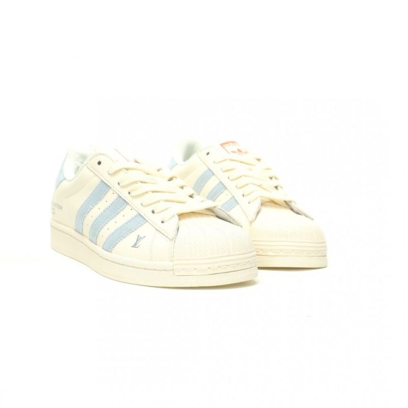 【AT11719】ルイヴィトン x アディダスオリジナルスミルキーホワイト&スカイブルー スニーカー LV x Adidas | Louis Vuitton x Adidas