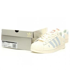 【AT11719】ルイヴィトン x アディダスオリジナルスミルキーホワイト&スカイブルー スニーカー LV x Adidas | Louis Vuitton x Adidas