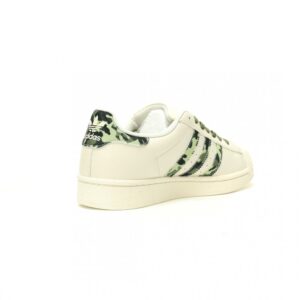 【AT11721】A Bathing Ape x Adidas Originalsのコラボレーションスニーカー | Adidas Superstar