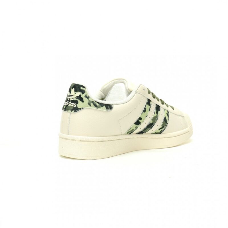 【AT11721】A Bathing Ape x Adidas Originalsのコラボレーションスニーカー | Adidas Superstar