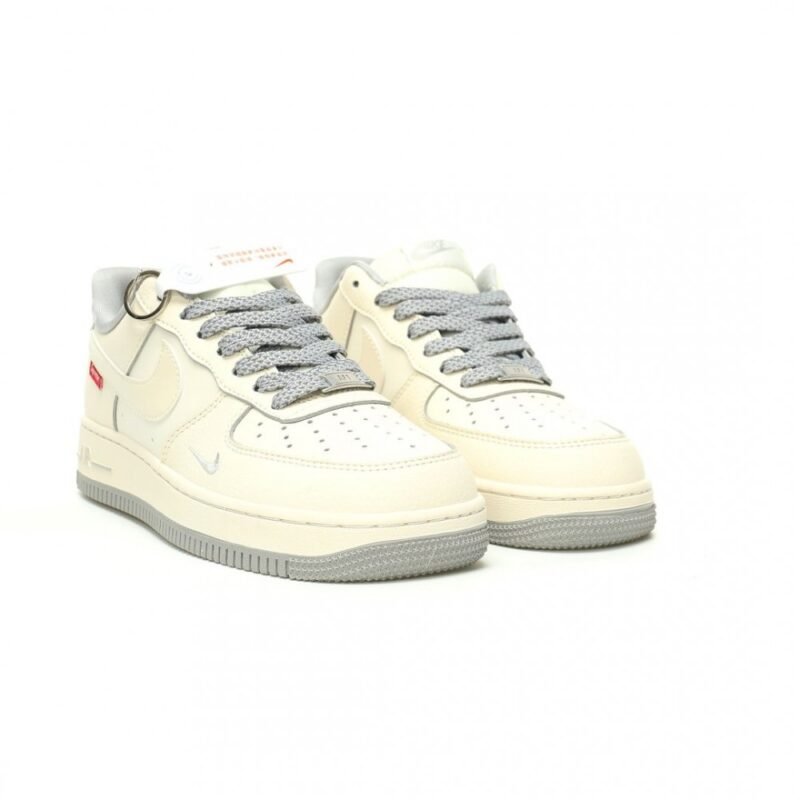 【AT11727】シュプリーム×ナイキ Air Force 1 07 Low スニーカーローカット コラボレーション | Supreme Nike