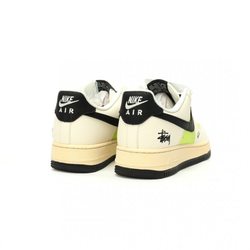 【AT11730】ステューシー x ナイキ Air Force 1 '07 Low: ストリートファッションとスポーツクラシックの融合 | Nike x Stussy
