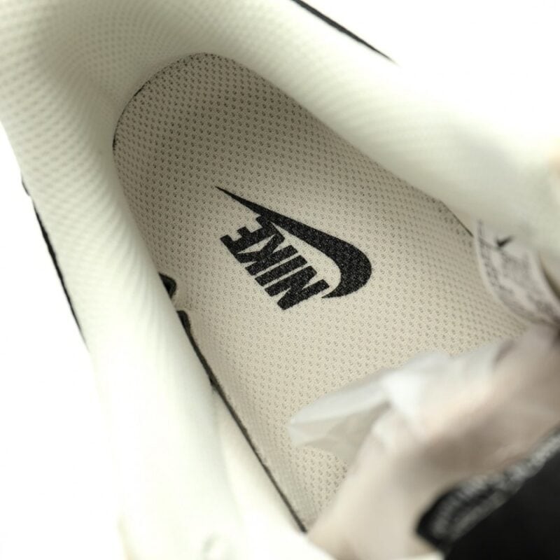 【AT11730】ステューシー x ナイキ Air Force 1 '07 Low: ストリートファッションとスポーツクラシックの融合 | Nike x Stussy