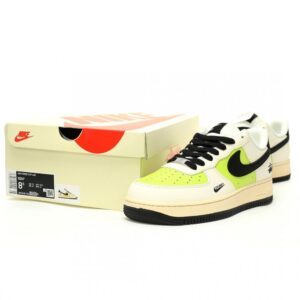 【AT11730】ステューシー x ナイキ Air Force 1 '07 Low: ストリートファッションとスポーツクラシックの融合 | Nike x Stussy