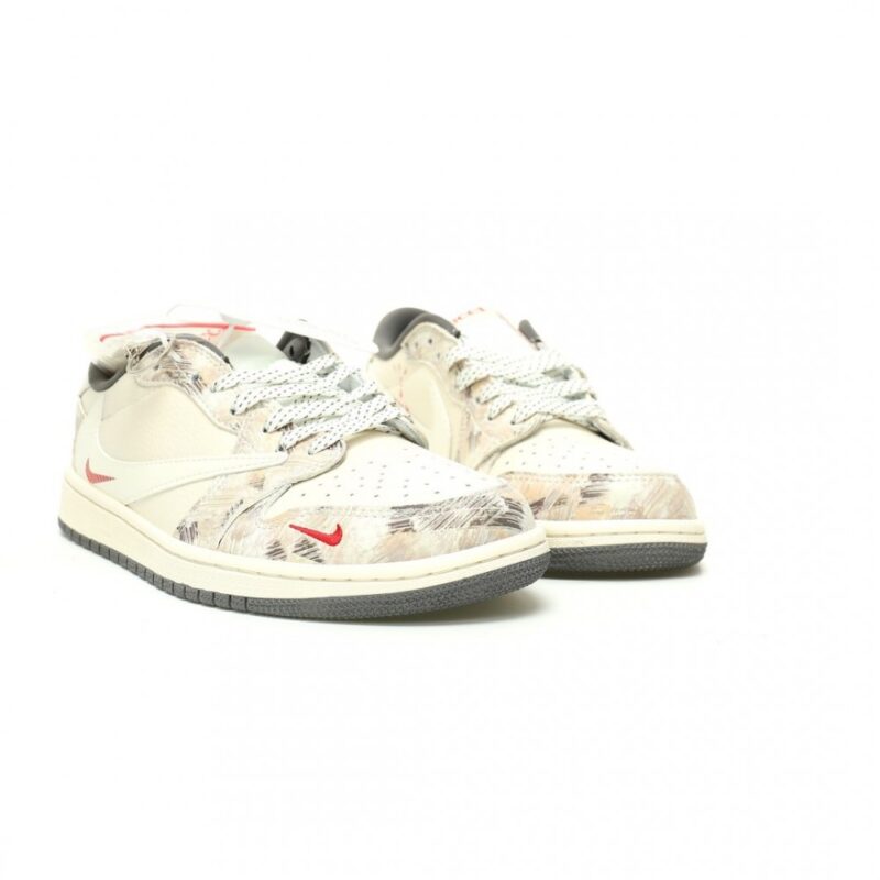 【AT11738】グッチ × ナイキ エアジョーダン 1 ロー - 豪華なコラボレーション | Nike x Gucci