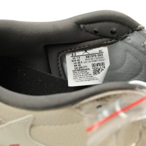 【AT11738】グッチ × ナイキ エアジョーダン 1 ロー - 豪華なコラボレーション | Nike x Gucci