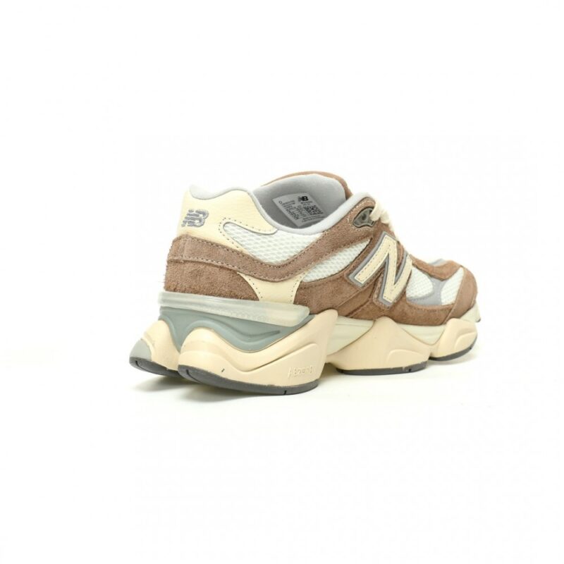 【AT11746】New Balance 9060シリーズ ドリフトウッド レトロランニングシューズ | New Balance