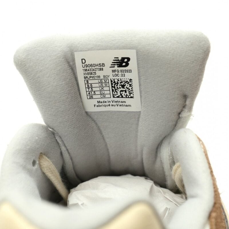 【AT11746】New Balance 9060シリーズ ドリフトウッド レトロランニングシューズ | New Balance