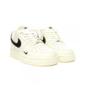 【AT11778】ナイキエアフォース1 | ストリートファッションのアイコン | 黒とベージュのクラシックデザイン | Nike x Air Force 1