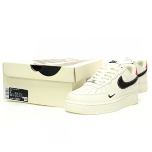 【AT11778】ナイキエアフォース1 | ストリートファッションのアイコン | 黒とベージュのクラシックデザイン | Nike x Air Force 1