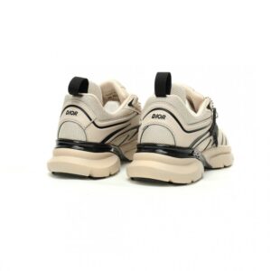 【AT11784】Dior ディオール B44 Bladeシリーズ ロートップスニーカー 高級ファッションフットウェア | Dior Paris