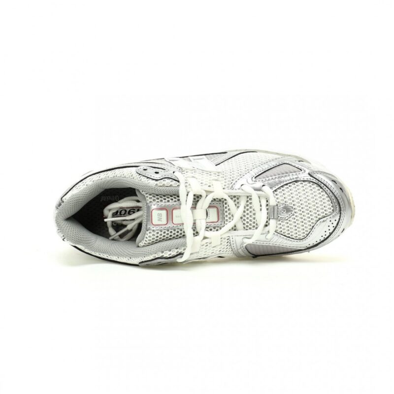 【AT11788】New Balanceニューバランス M1906Rレトロランニングシューズメタリックシルバーホワイト色 - スポーツファッションとトレンドスタイルのための理想的な選択肢 | New Balance