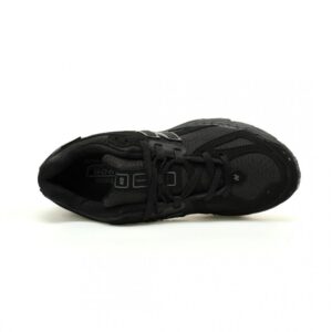 【AT11789】ニューバランス1906Rクラシックランニングシューズ - レトロデザインのブラックカイト | New Balance