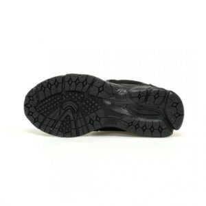 【AT11789】ニューバランス1906Rクラシックランニングシューズ - レトロデザインのブラックカイト | New Balance