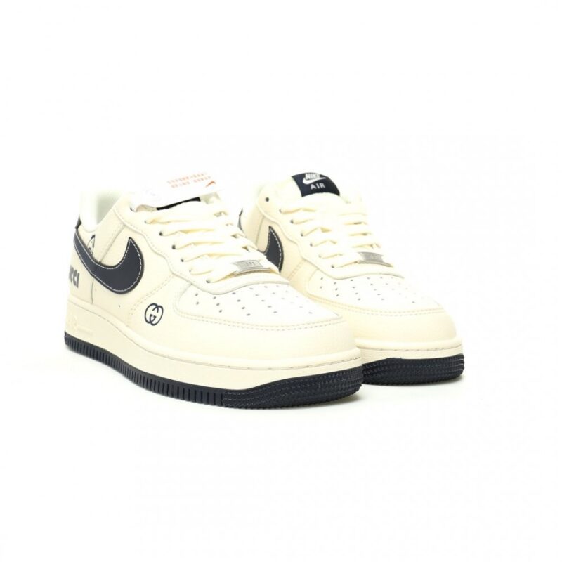 【AT11795】Gucci x Nike Air Force 1コラボスニーカー ラグジュアリーな贅沢とストリートスタイルを完璧に融合した一足 | Gucci x Nike